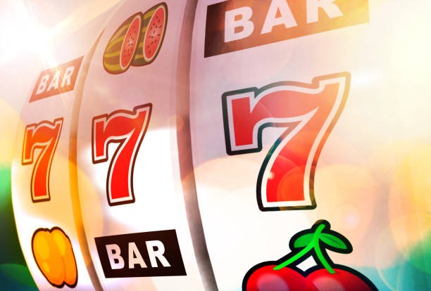 Monopoly Live wheel and dealer broadcast on shohib4d live-casino studio